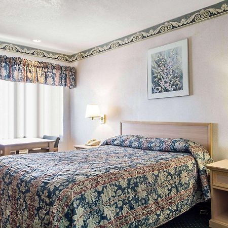 Rodeway Inn Monterey Near Fairgrounds Luaran gambar