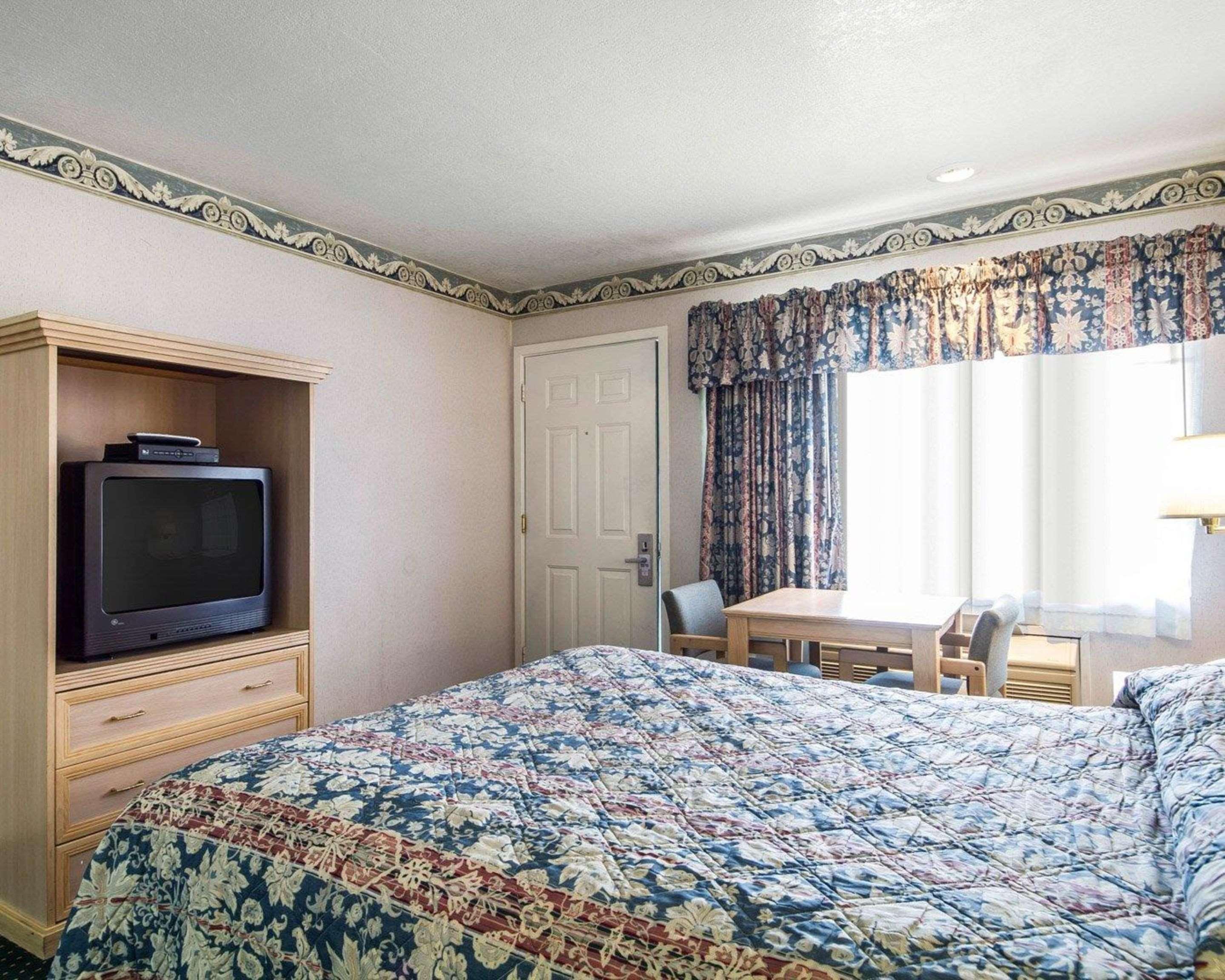 Rodeway Inn Monterey Near Fairgrounds Luaran gambar
